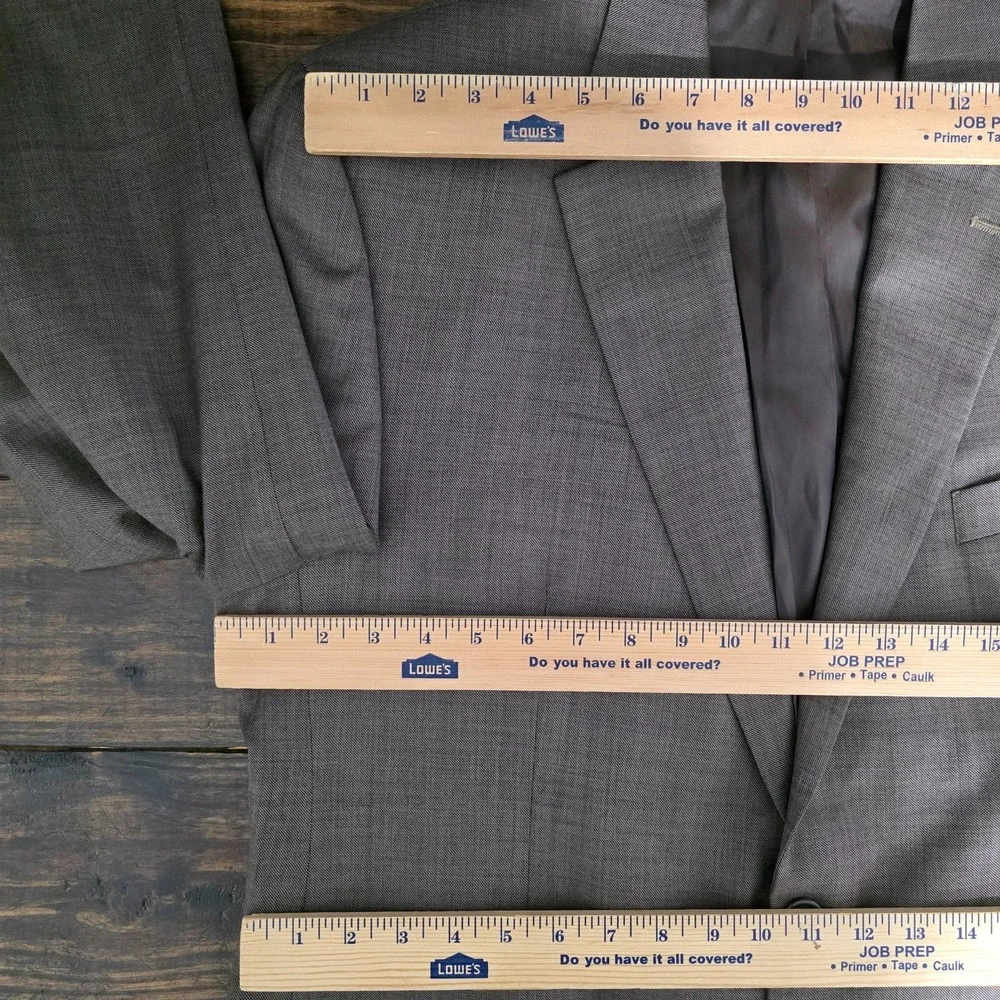Chaps Men's Sport Coat Blazer Two Button Brown Wool‎ Shark Skin Size 44R